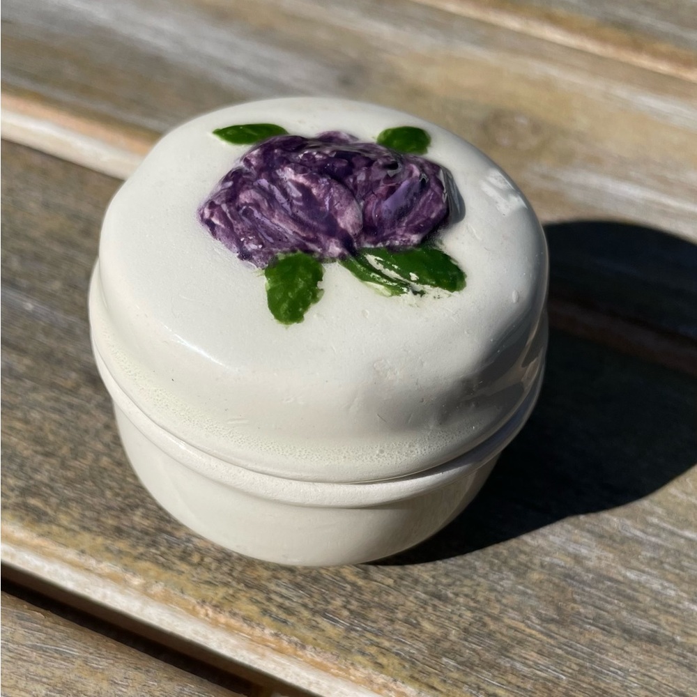 Vintage Hand Painted Trinket Box Mold Ceramic Purple Floral Cottage Core